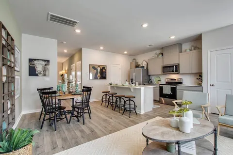 $2,100 | 4113 Feetham Drive, Murfreesboro, TN 37129