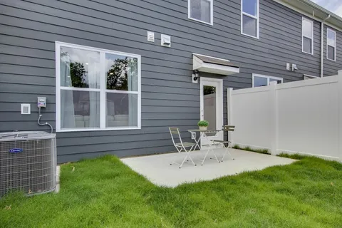 $2,100 | 4113 Feetham Drive, Murfreesboro, TN 37129