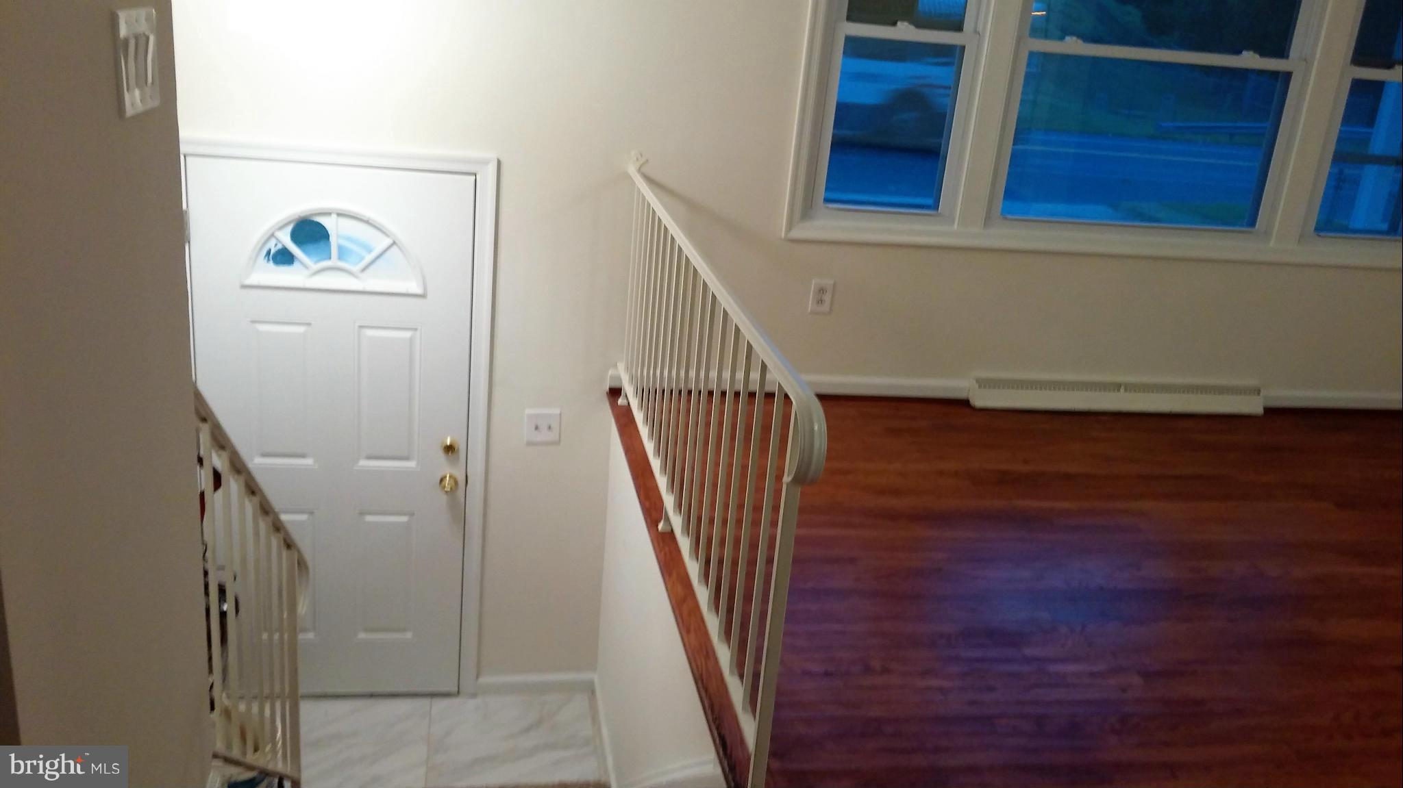 516 Hill Road Hyattsville, MD 20785 - Photo 9 of 26 Interior (General)