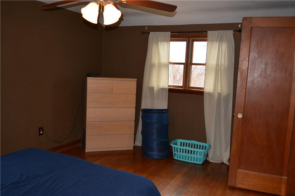 818 Rolling Rock Road Pittsburgh, PA 15234 - Photo 17 of 25 Gallery Image 17