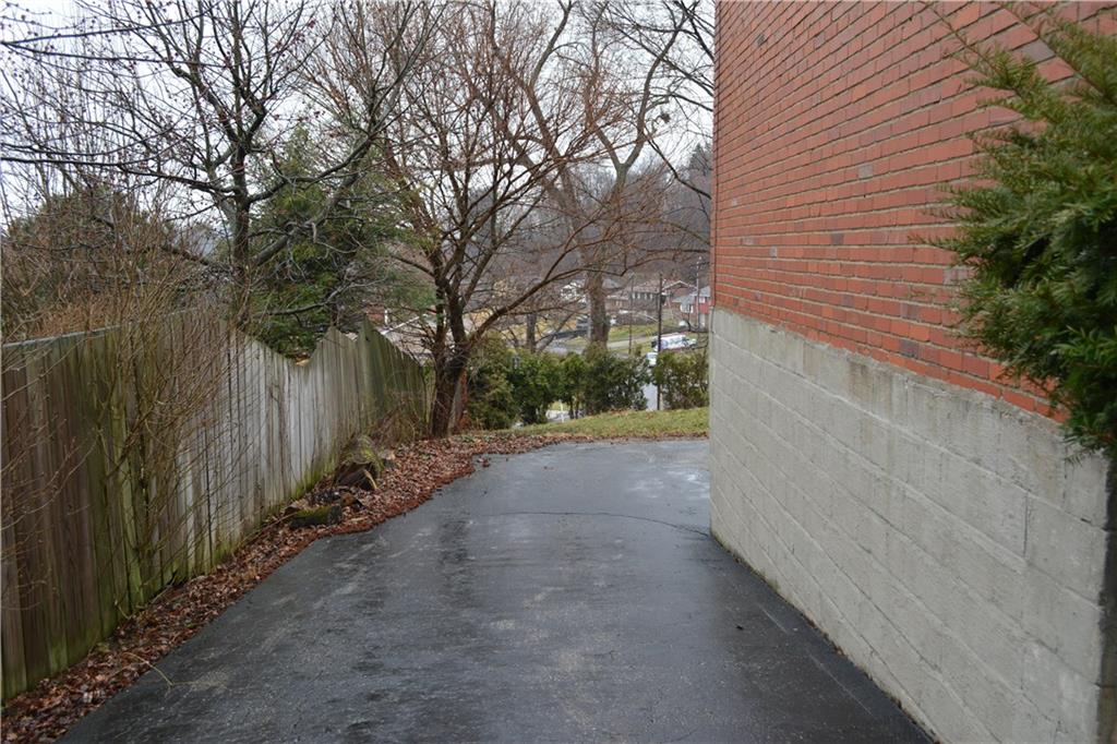 818 Rolling Rock Road Pittsburgh, PA 15234 - Photo 23 of 25 Gallery Image 23