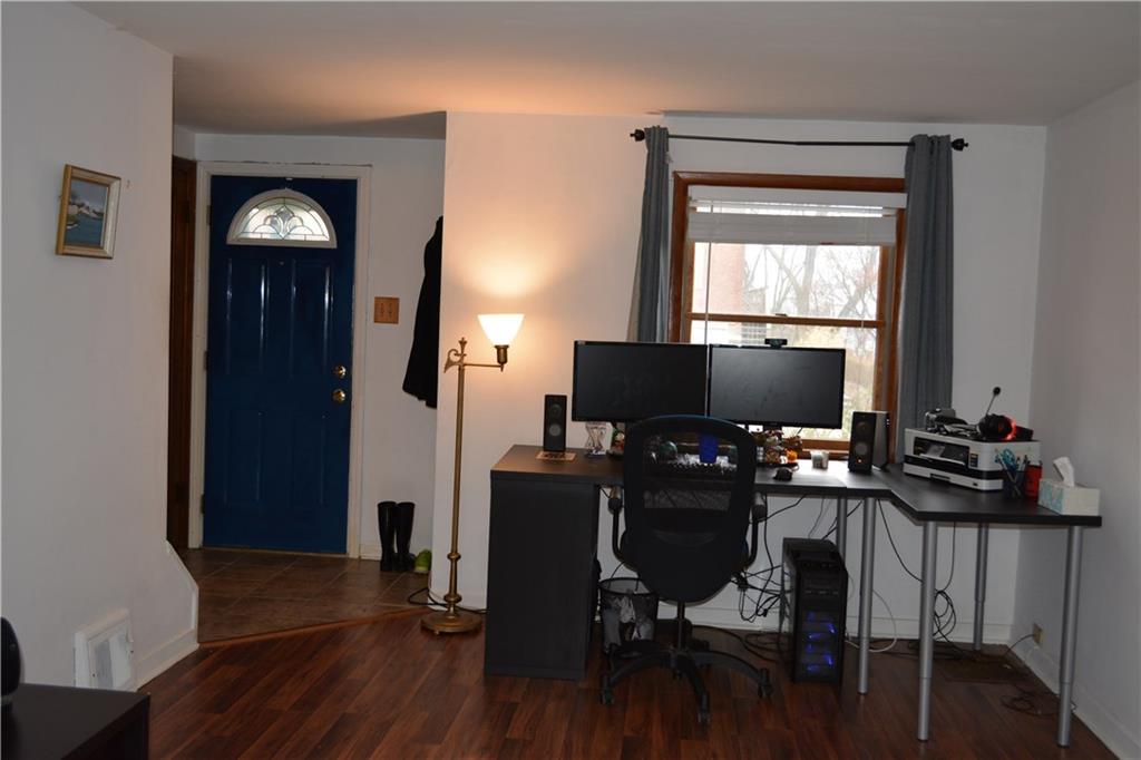 818 Rolling Rock Road Pittsburgh, PA 15234 - Photo 6 of 25 Gallery Image 6