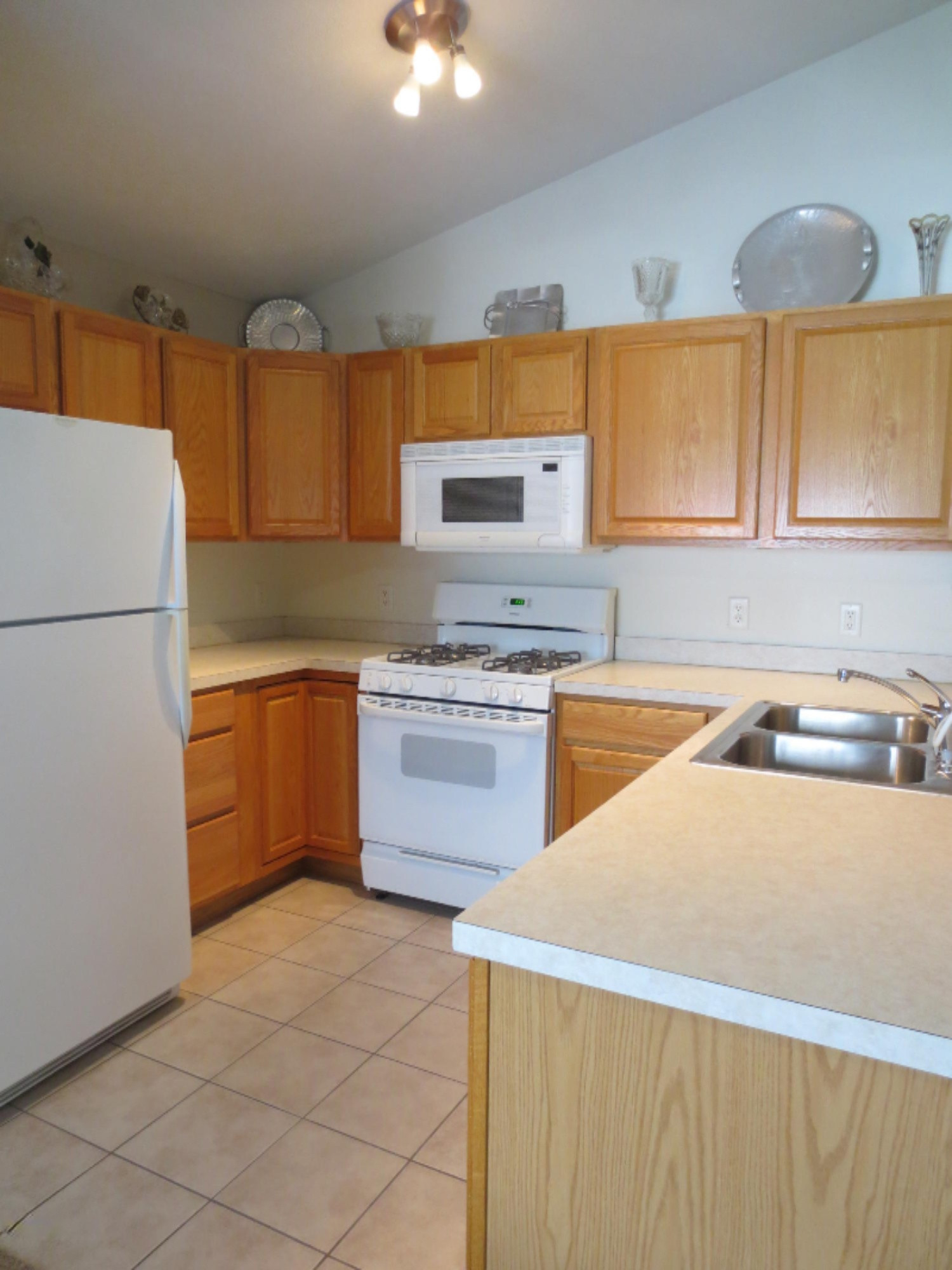 1295 Whitehall Road, Unit 24 Muskegon, MI 49445 - Photo 11 of 29 IMG_3863