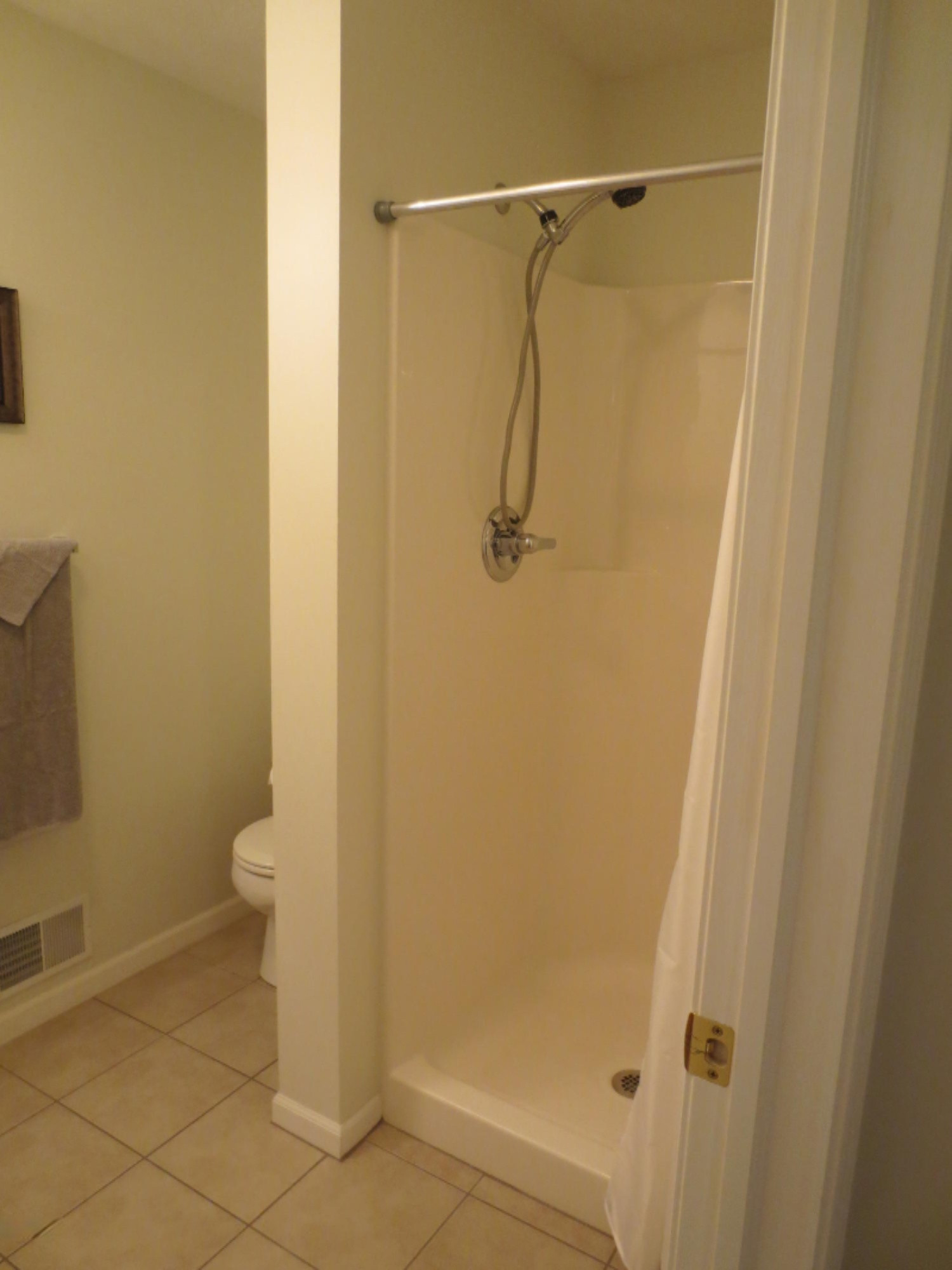 1295 Whitehall Road, Unit 24 Muskegon, MI 49445 - Photo 26 of 29 IMG_3875