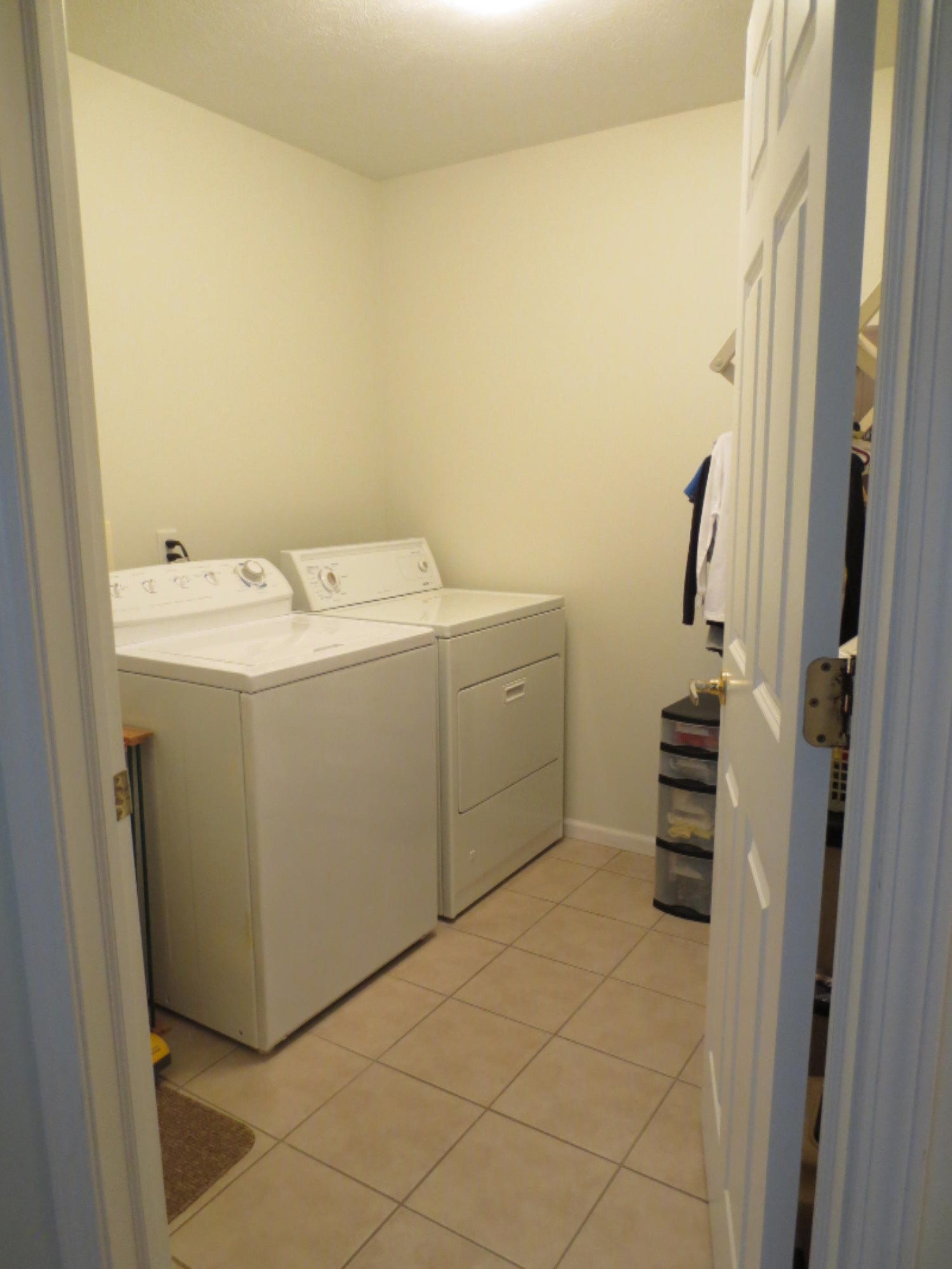 1295 Whitehall Road, Unit 24 Muskegon, MI 49445 - Photo 28 of 29 IMG_3877