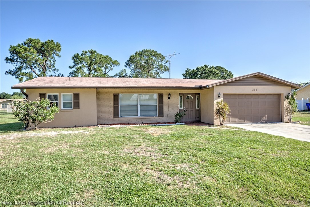 312 Blazing Star Road Sebring, FL 33876 - Photo 30 of 42