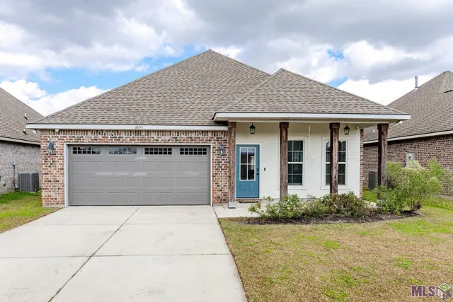 $285,000 | 4858 Viola Farms Drive, Addis, LA 70710
