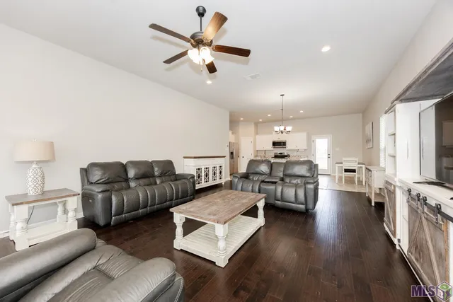 $285,000 | 4858 Viola Farms Drive, Addis, LA 70710