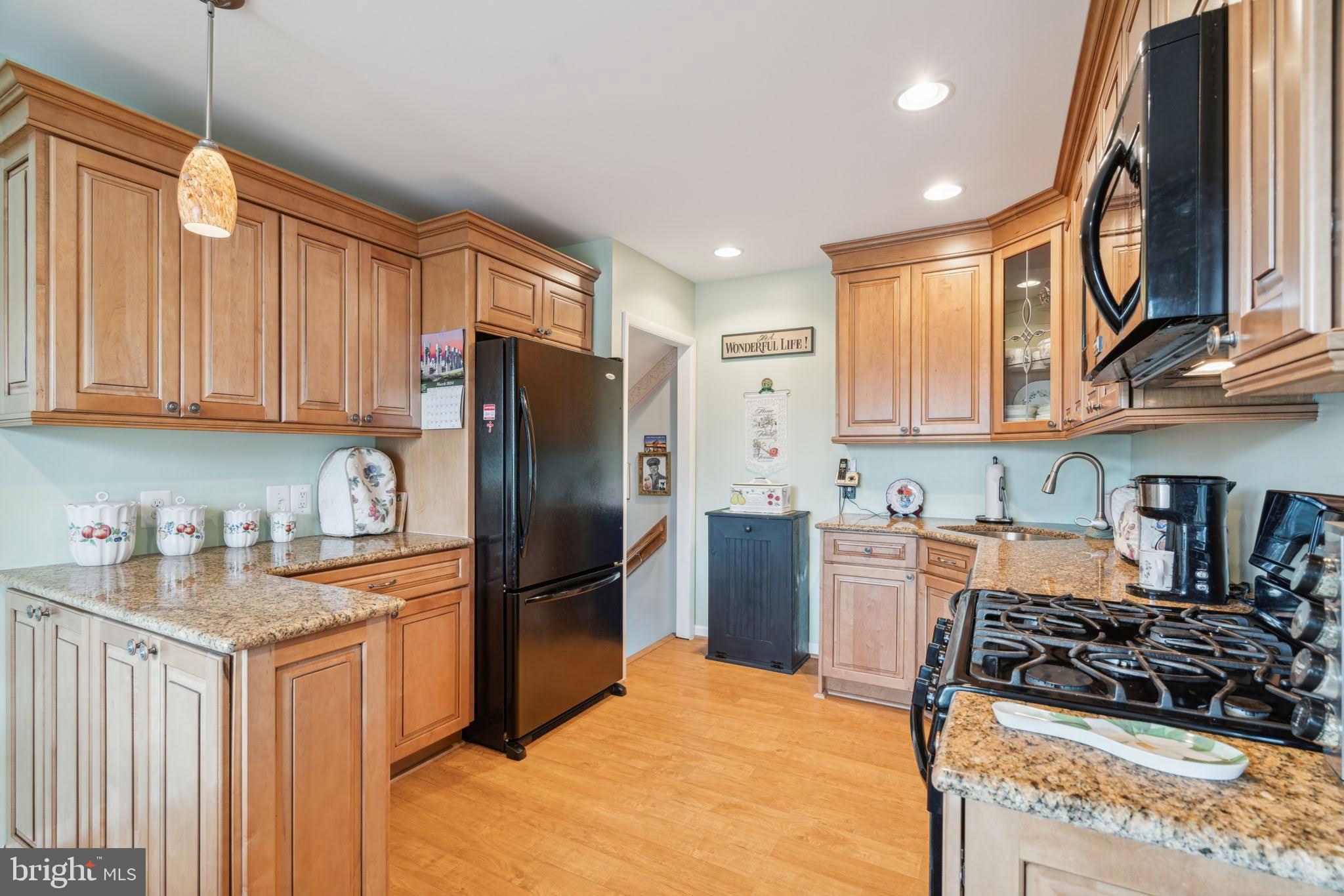 743 Mueller Road Warminster, PA 18974 - Photo 11 of 33 Gallery Image 11