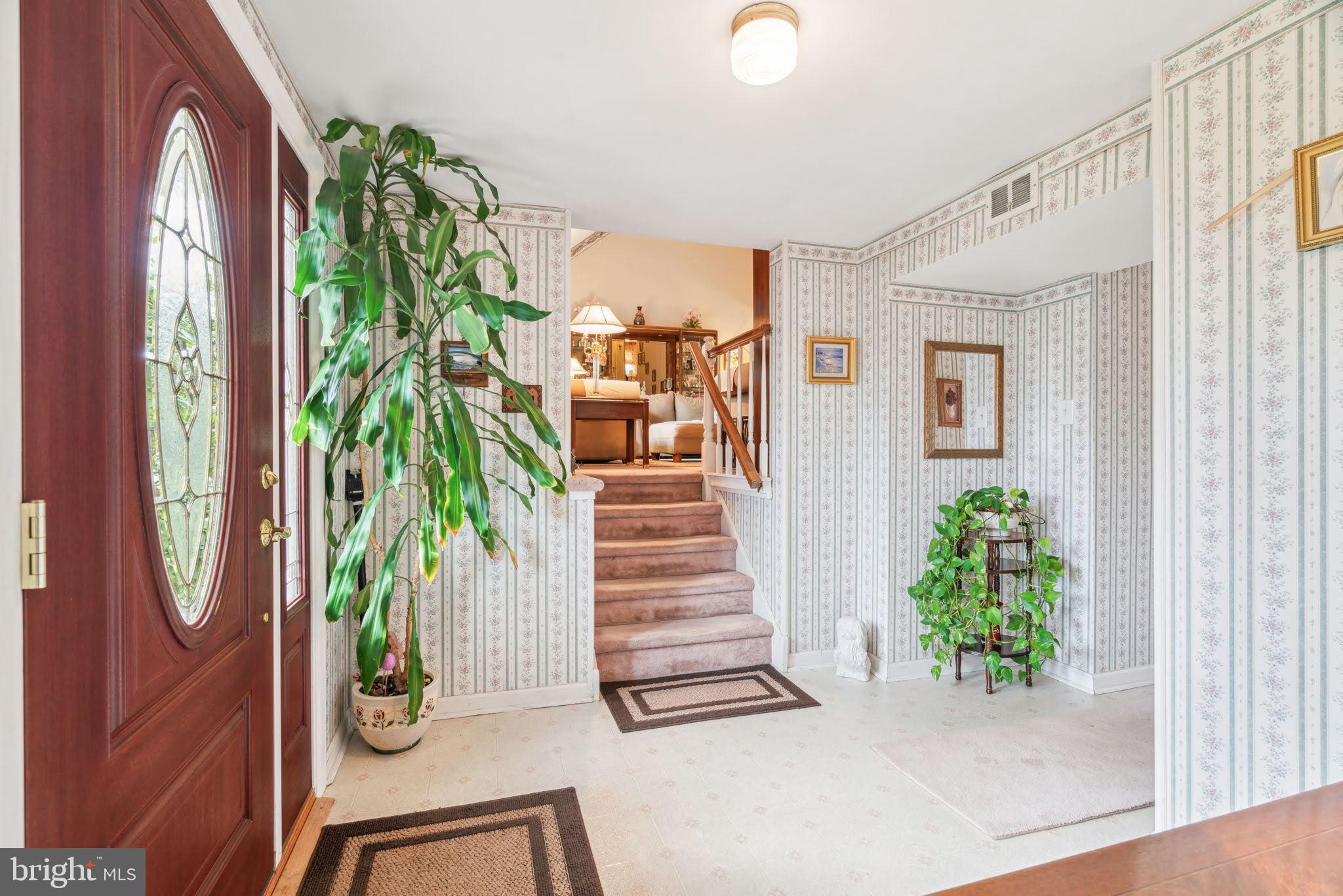 743 Mueller Road Warminster, PA 18974 - Photo 3 of 33 Gallery Image 3