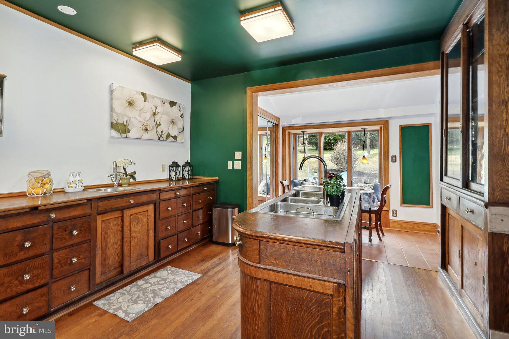 1211 Poplar Hill Road Baltimore, MD 21210 - Photo 12 of 79 Gallery Image 12