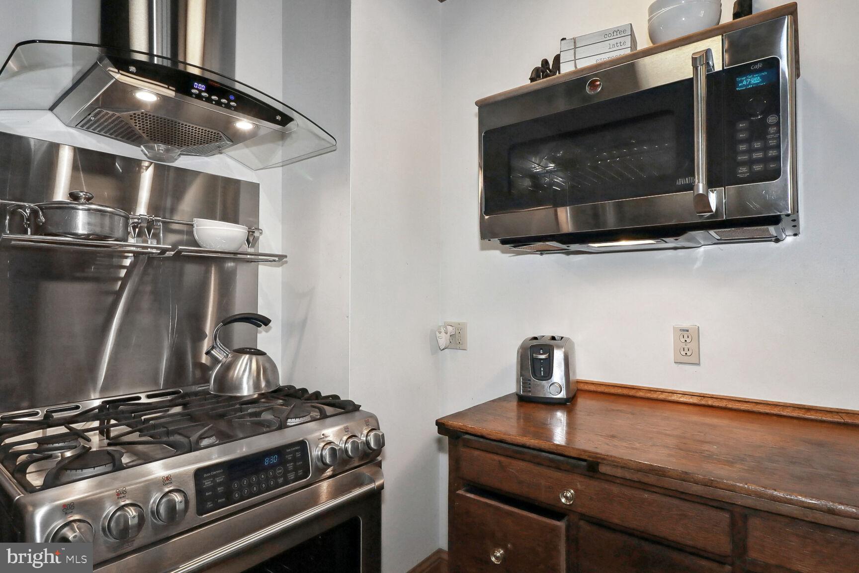 1211 Poplar Hill Road Baltimore, MD 21210 - Photo 16 of 79 Gallery Image 16