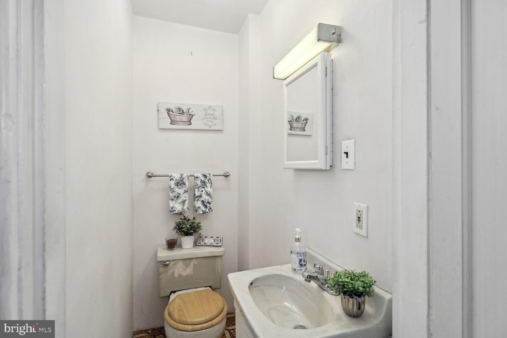 1211 Poplar Hill Road Baltimore, MD 21210 - Photo 19 of 79 Gallery Image 19