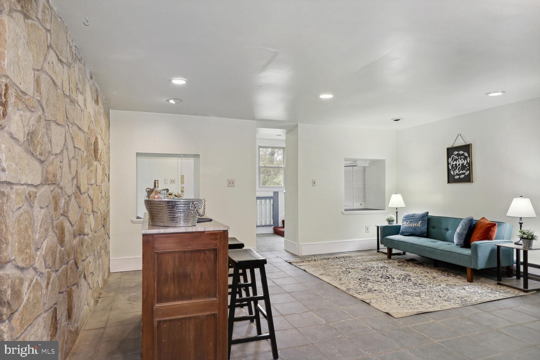 1211 Poplar Hill Road Baltimore, MD 21210 - Photo 35 of 79 Gallery Image 35