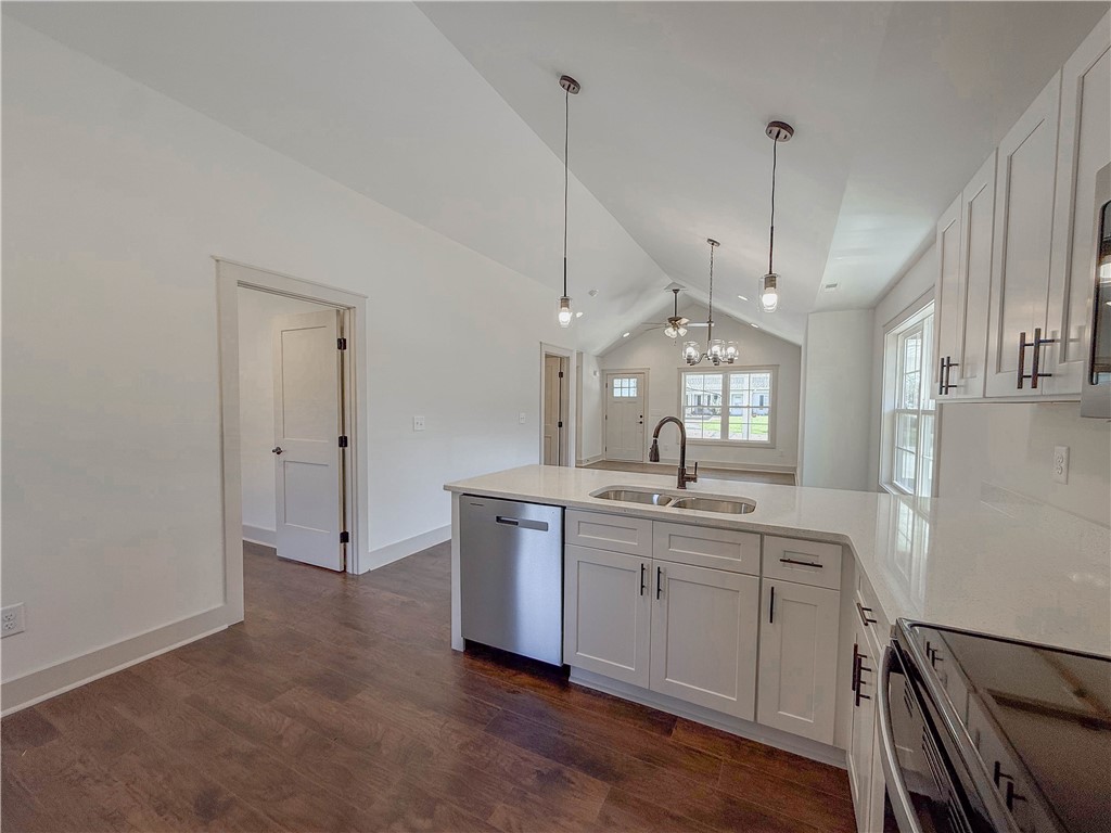 210 Scotland Road Seneca, SC 29678 - Photo 17 of 38 Gallery Image 17