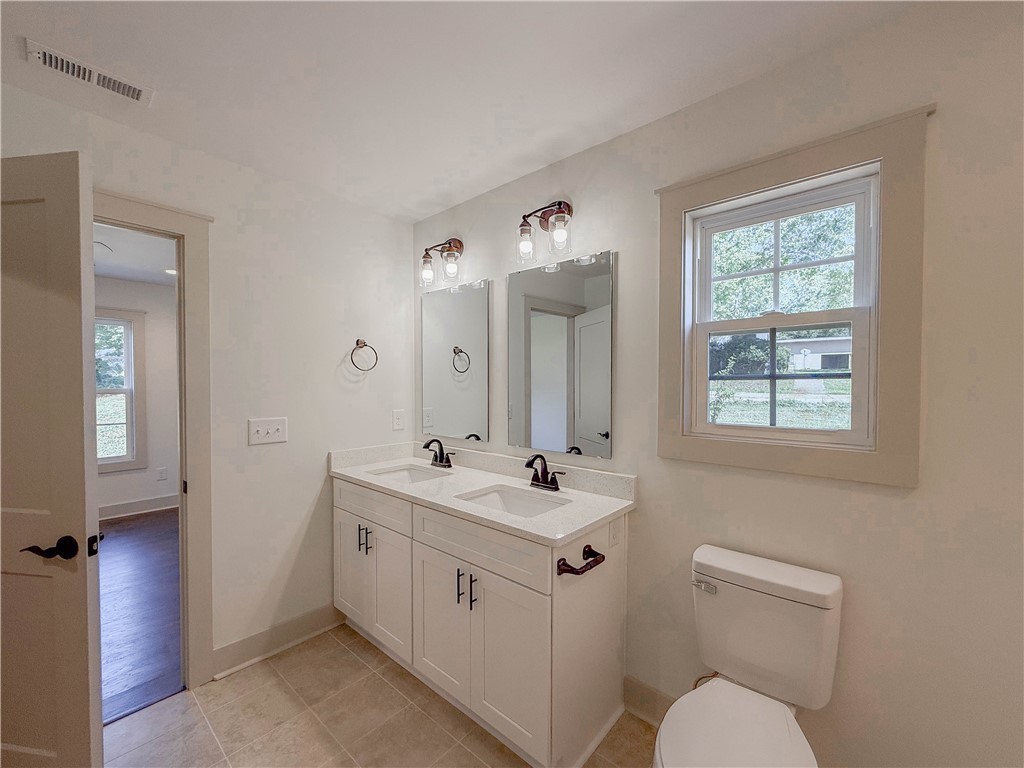 210 Scotland Road Seneca, SC 29678 - Photo 21 of 38