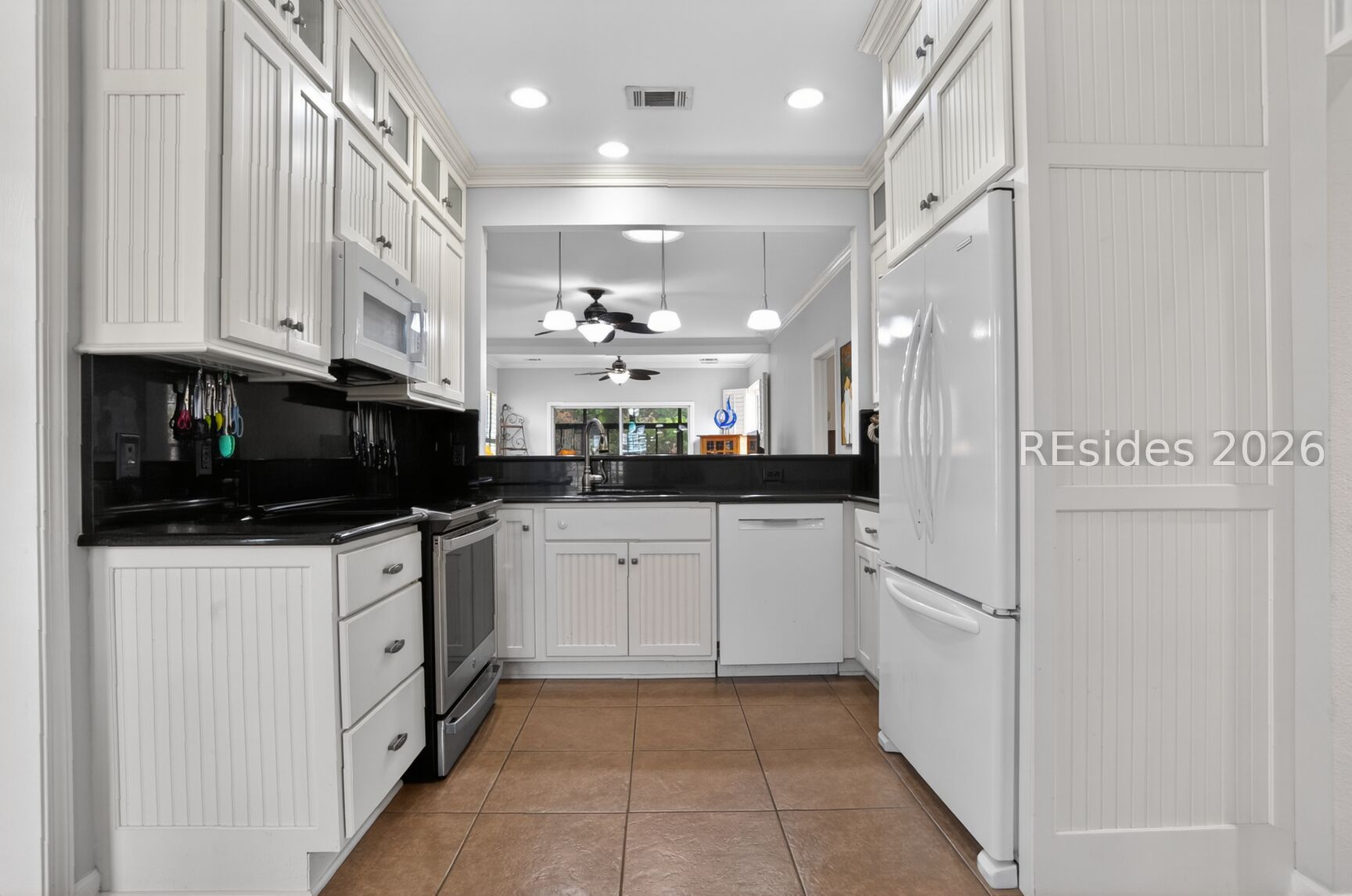 27 Orion Place Bluffton, SC 29909 - Photo 8 of 35