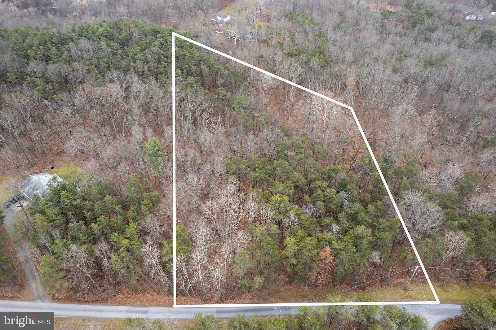 Estate Drive, Unit 9 Winchester, VA 22603 - Photo 3 of 3 5 acre wooded lot