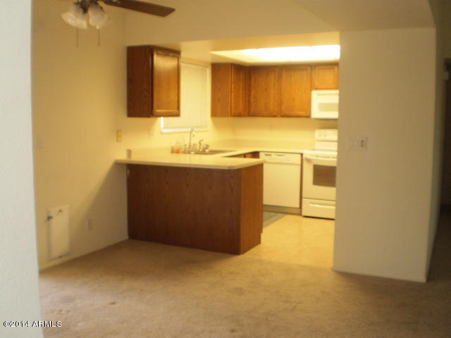 4310 East Decatur Street Mesa, AZ 85205 - Photo 9 of 31 Kitchen