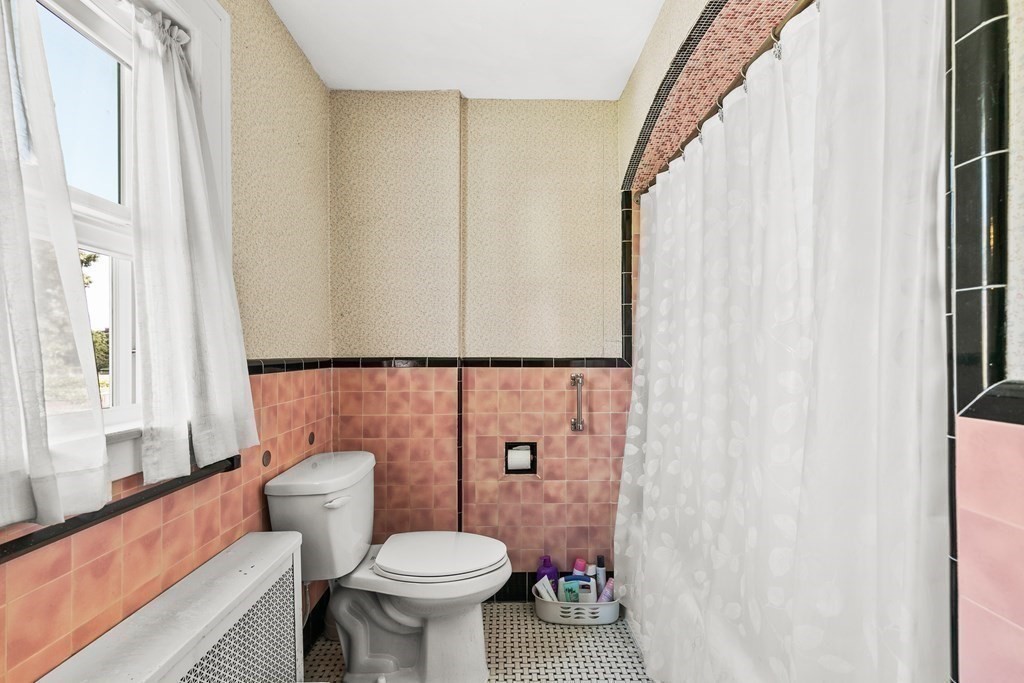 10 Coolidge Road Worcester, MA 01602 - Photo 22 of 35 Gallery Image 22