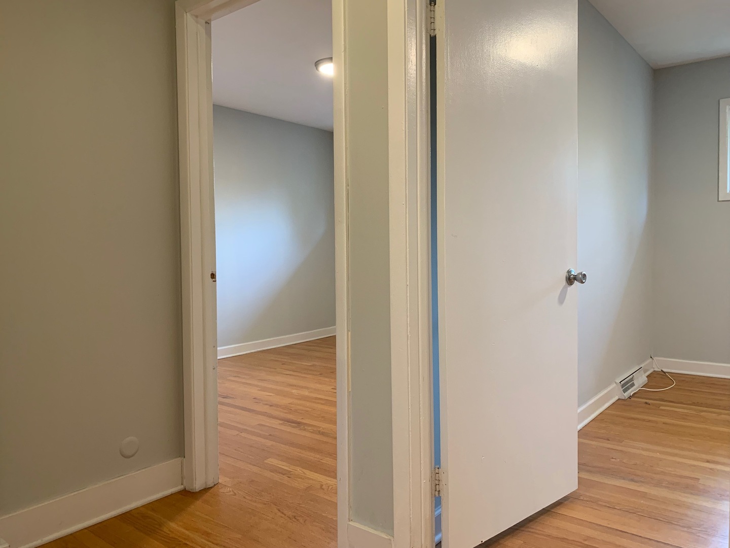 811 Hibbard Road, Unit C Wilmette, IL 60091 - Photo 12 of 19 a view of a room with wooden floor