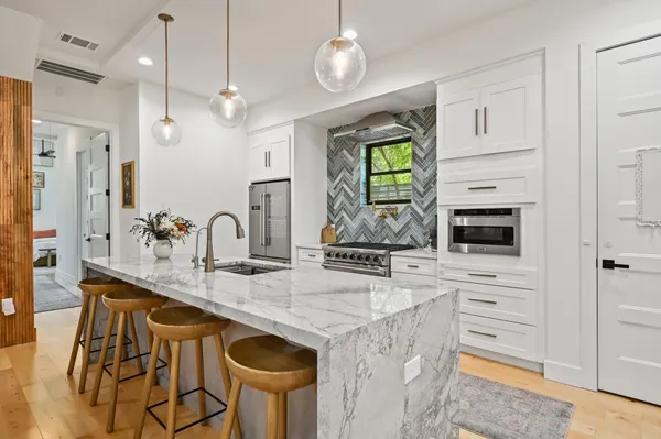 $1,450,000 | 7810 Hardy Drive, Austin, TX 78757