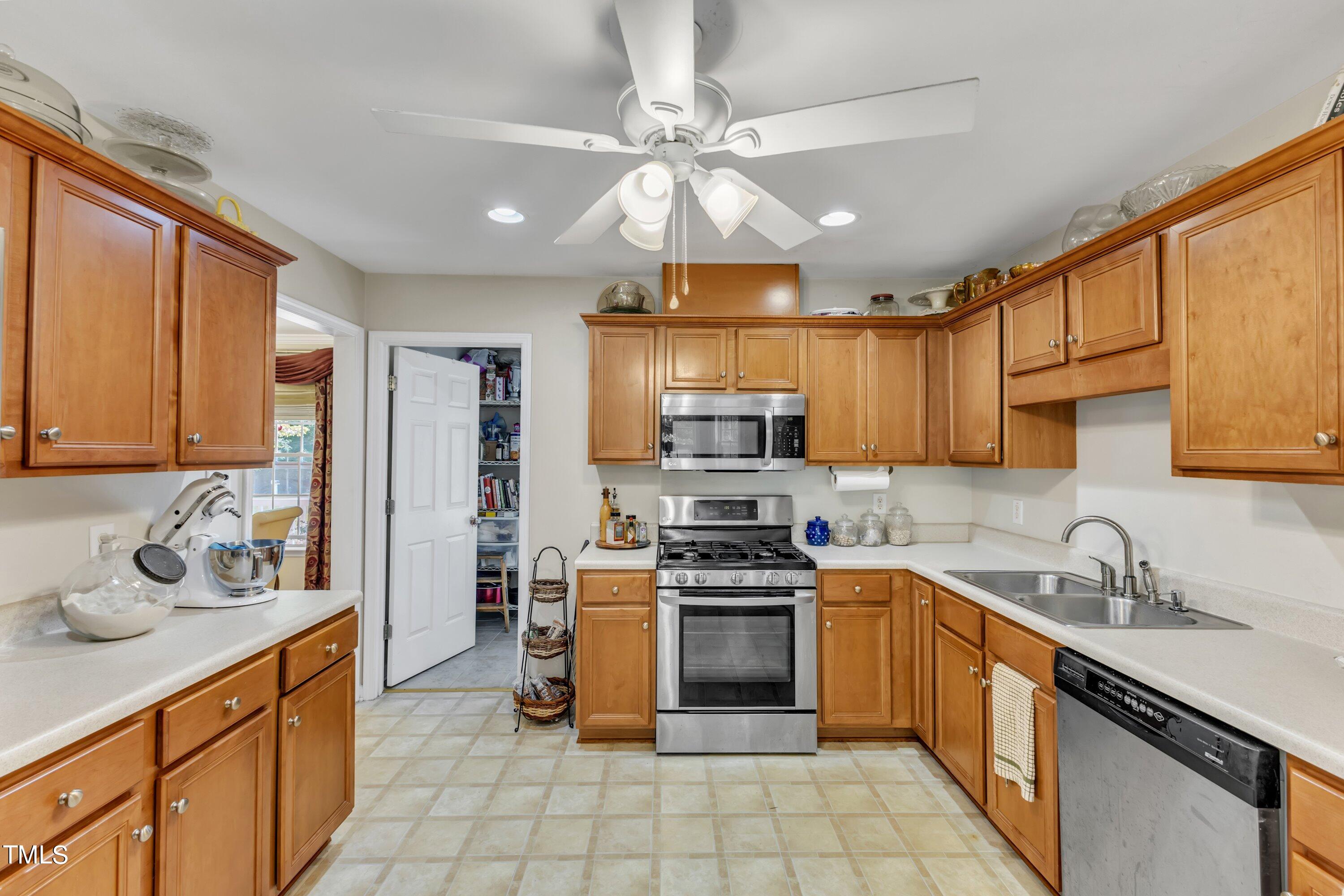 63 Autumn Ridge Drive Wendell, NC 27591 - Photo 21 of 42 23-63 Autumn-28