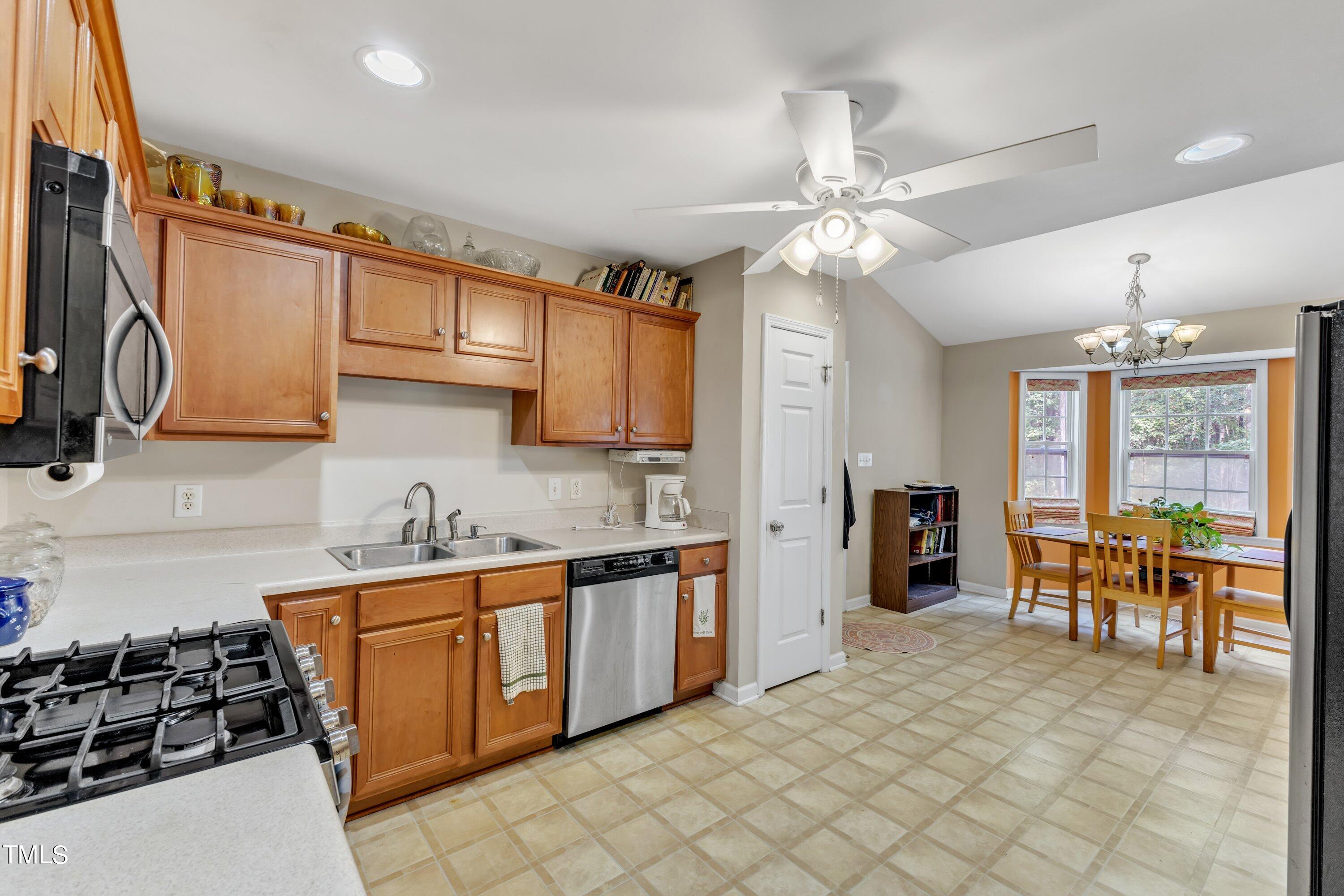 63 Autumn Ridge Drive Wendell, NC 27591 - Photo 25 of 42 27-63 Autumn-32