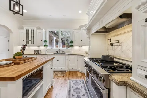 $4,358,000 | 30 Malavear Court, Pacifica, CA 94044
