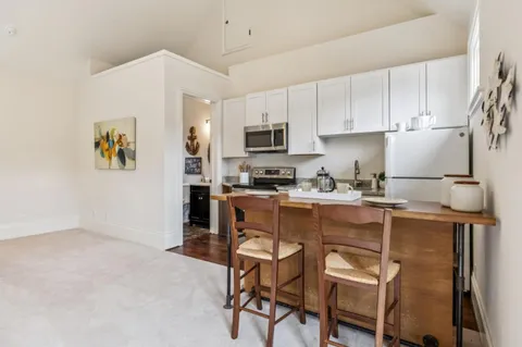 $4,358,000 | 30 Malavear Court, Pacifica, CA 94044