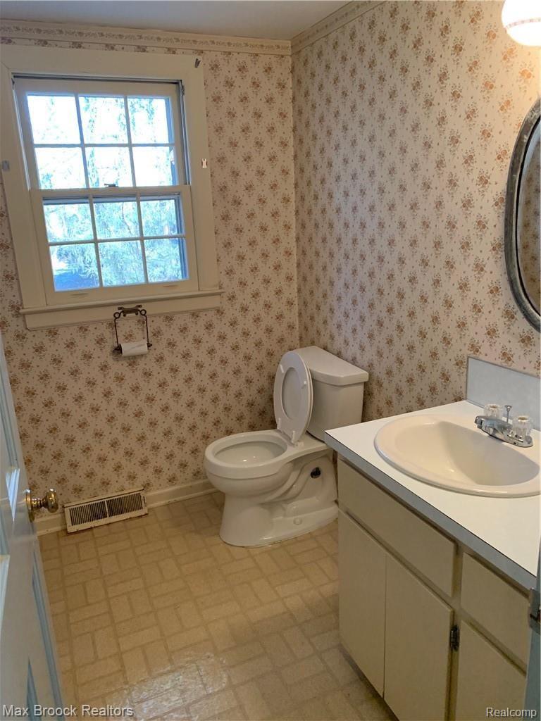 782 West Predmore Road Oakland, MI 48363 - Photo 33 of 60 IMG-0047.JPG