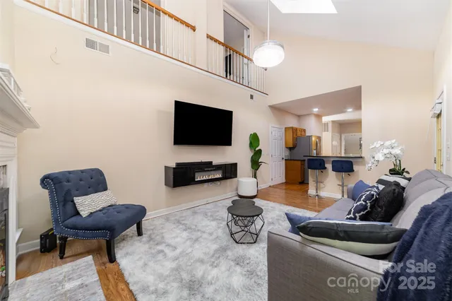 $650,000 | 6401 Morningsong Lane, Charlotte, NC 28269