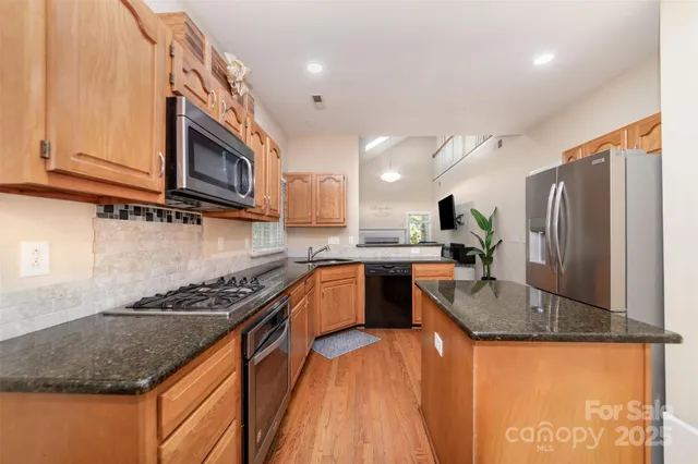 $650,000 | 6401 Morningsong Lane, Charlotte, NC 28269