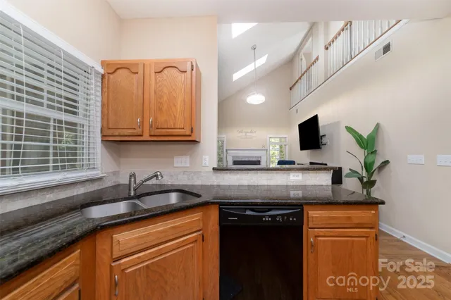 $650,000 | 6401 Morningsong Lane, Charlotte, NC 28269