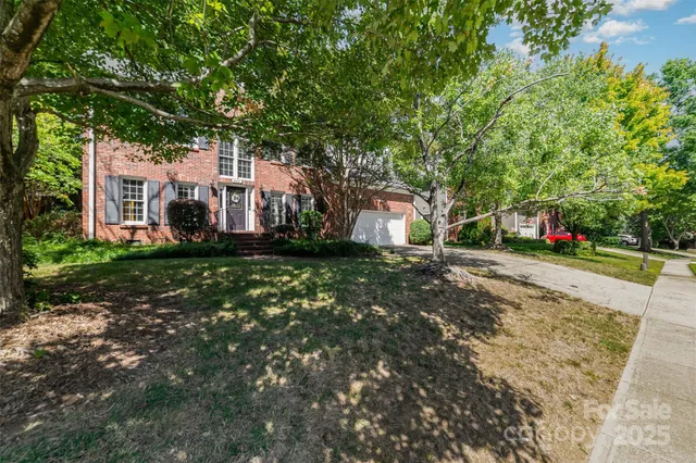 $650,000 | 6401 Morningsong Lane, Charlotte, NC 28269