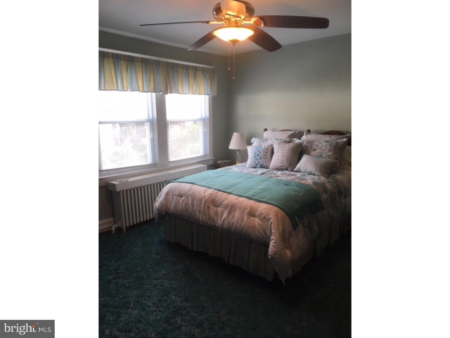 142 Oakley Road Upper Darby, PA 19082 - Photo 16 of 25 Bedroom - Main