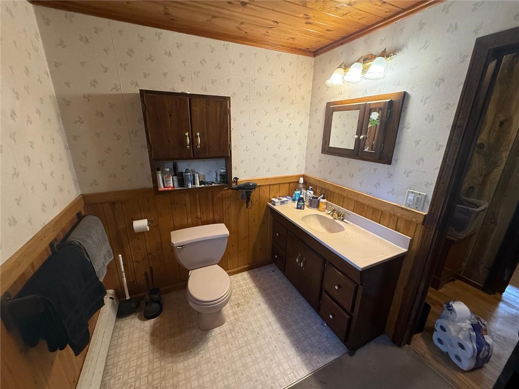 66 Cooper Hill Road Burrillville, RI 02839 - Photo 11 of 19