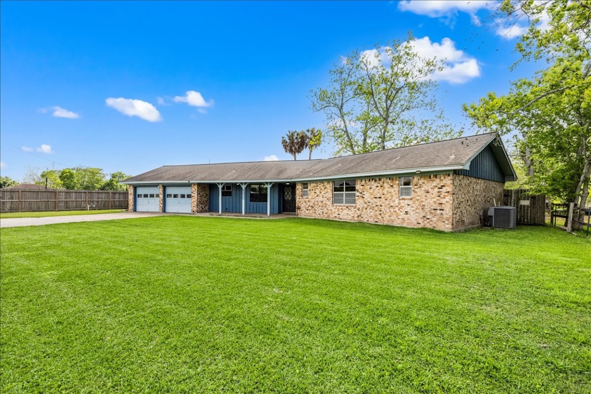 2806 Fm 646 Road North Santa Fe, TX 77510 - Photo 3 of 47