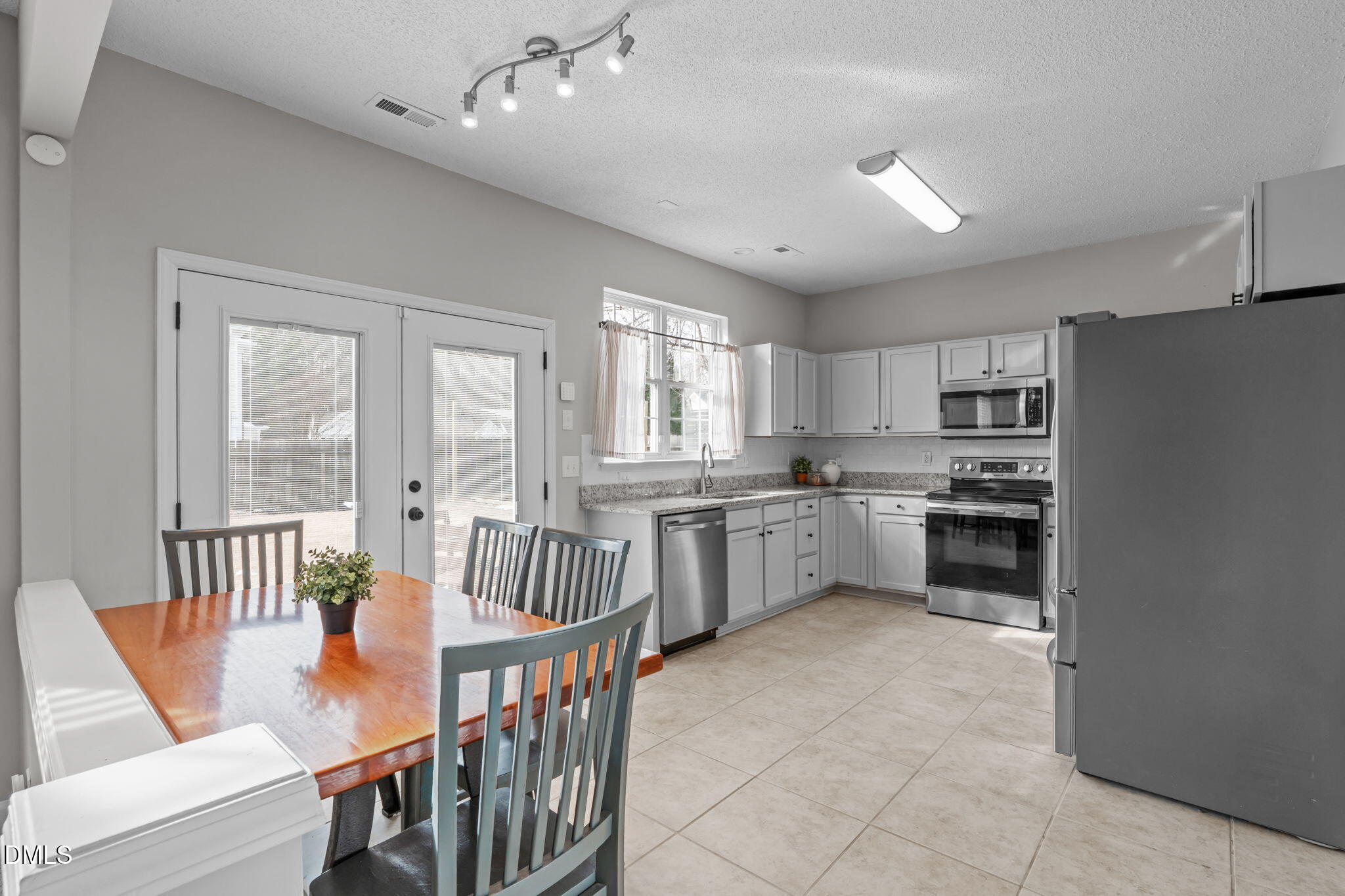 400 New Timber Path Apex, NC 27502 - Photo 11 of 34 A-12