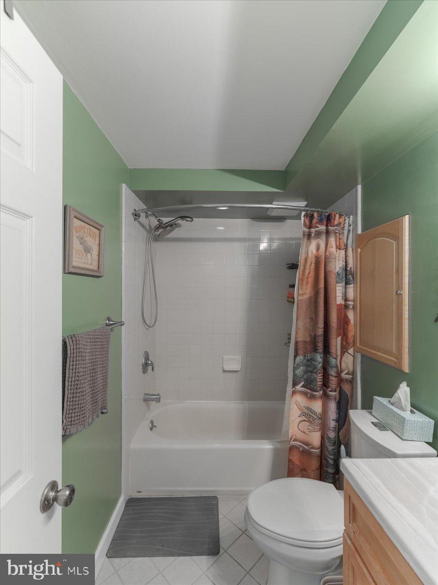 2739 Lantern Lane Audubon, PA 19403 - Photo 22 of 38