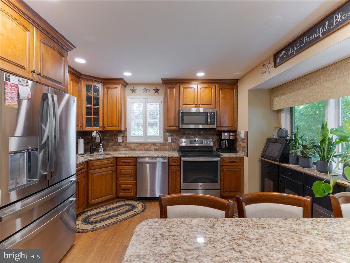 2739 Lantern Lane Audubon, PA 19403 - Photo 9 of 38