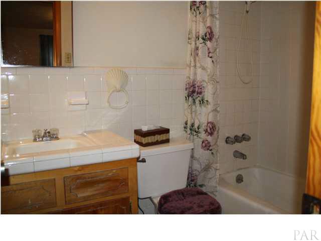7100 Olsen Road Pensacola, FL 32506 - Photo 11 of 18 Gallery Image 11