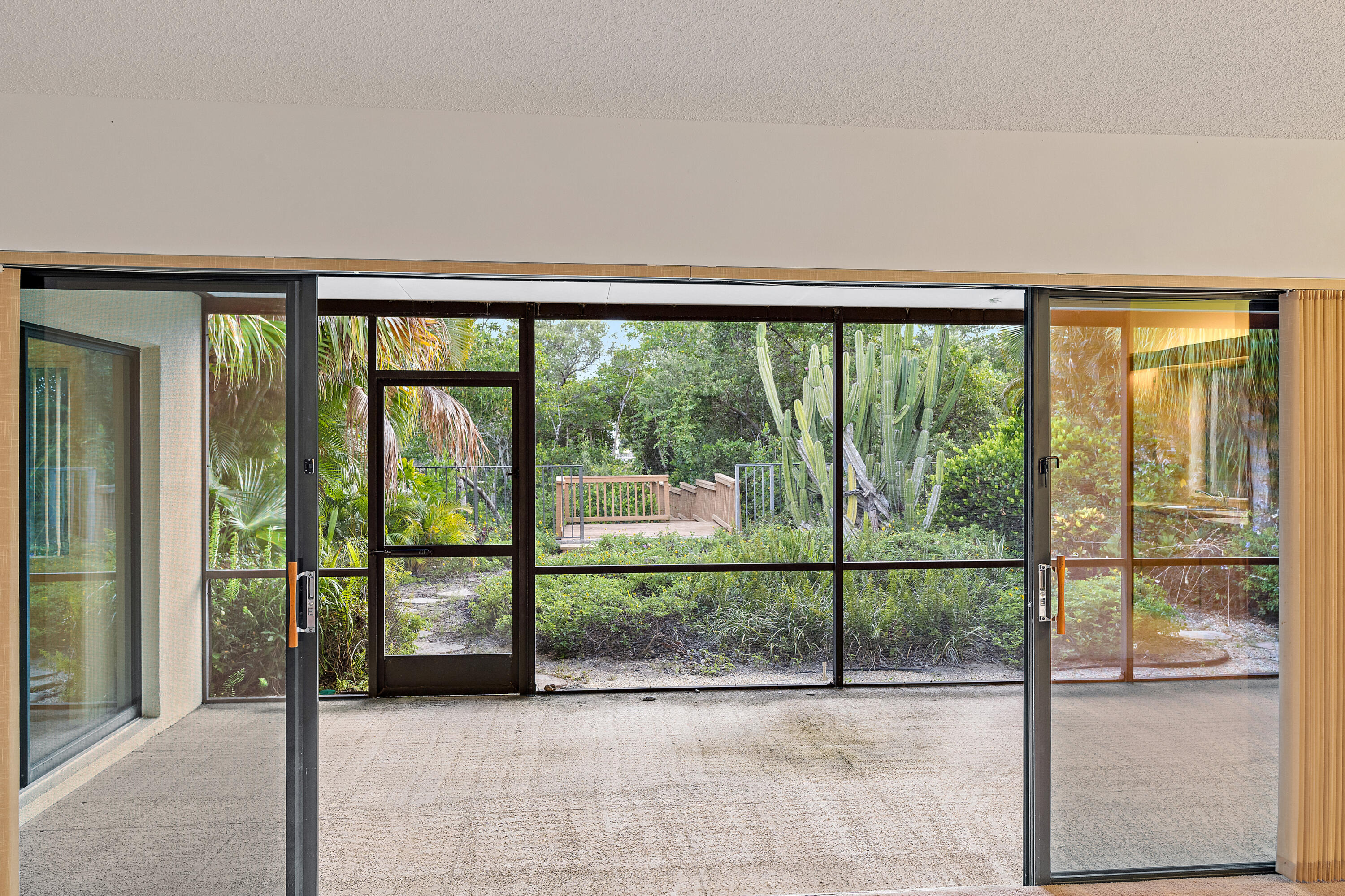 348 River Edge Road Jupiter, FL 33477 - Photo 16 of 30 102-348RiverEdgeRd-Jupiter-FULL