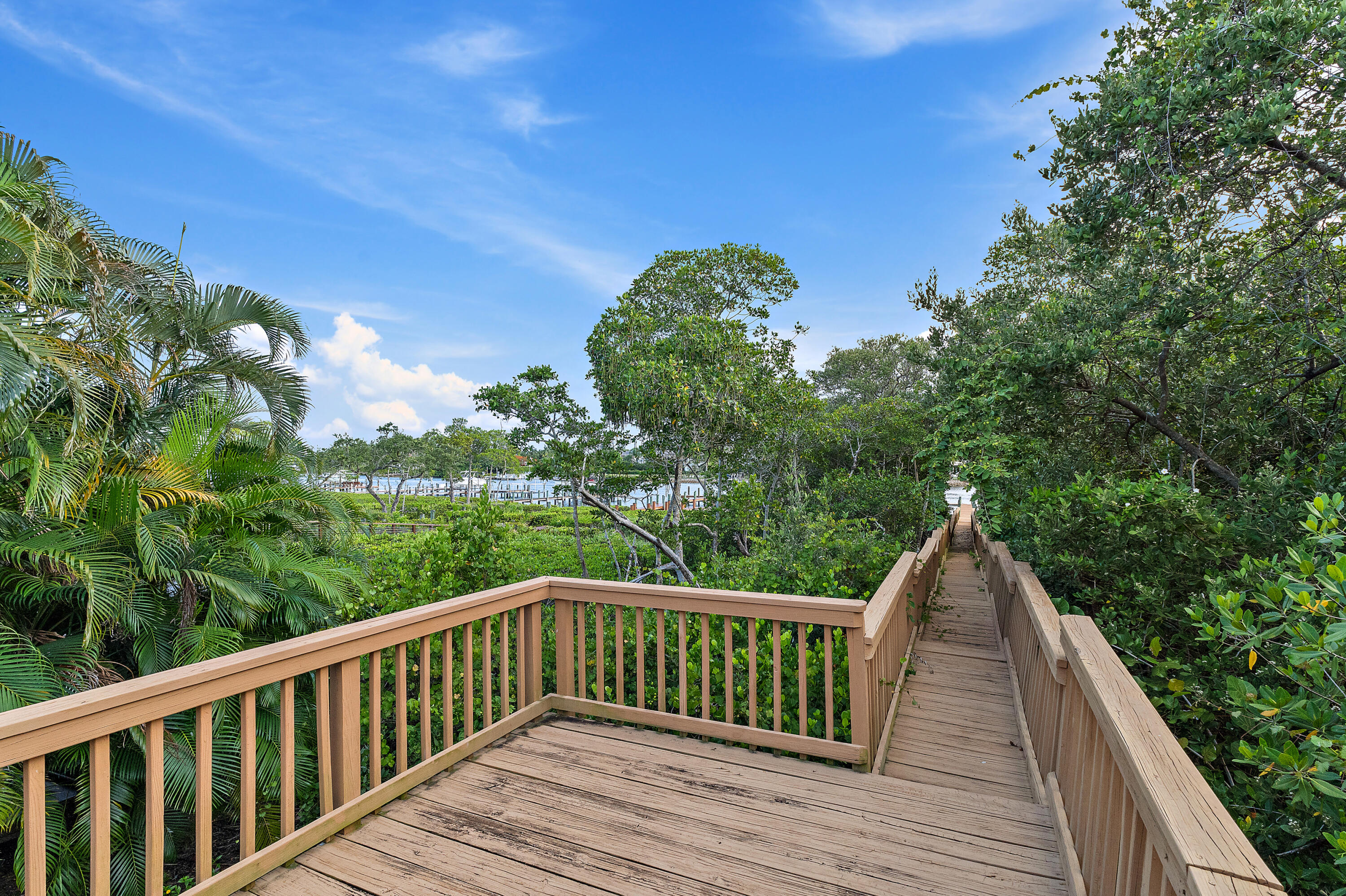 348 River Edge Road Jupiter, FL 33477 - Photo 6 of 30 070-348RiverEdgeRd-Jupiter-FULL