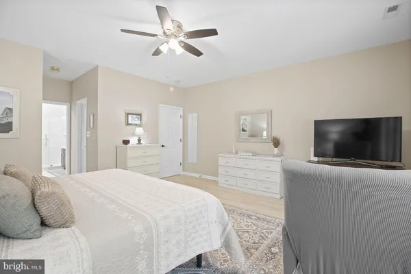 $379,900 | 12202 Meadow Branch Way, Fredericksburg, VA 22407