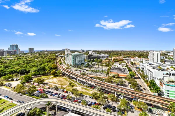 $2,350 | 60 Southwest 13th Street, Unit 1619, Miami, FL 33130