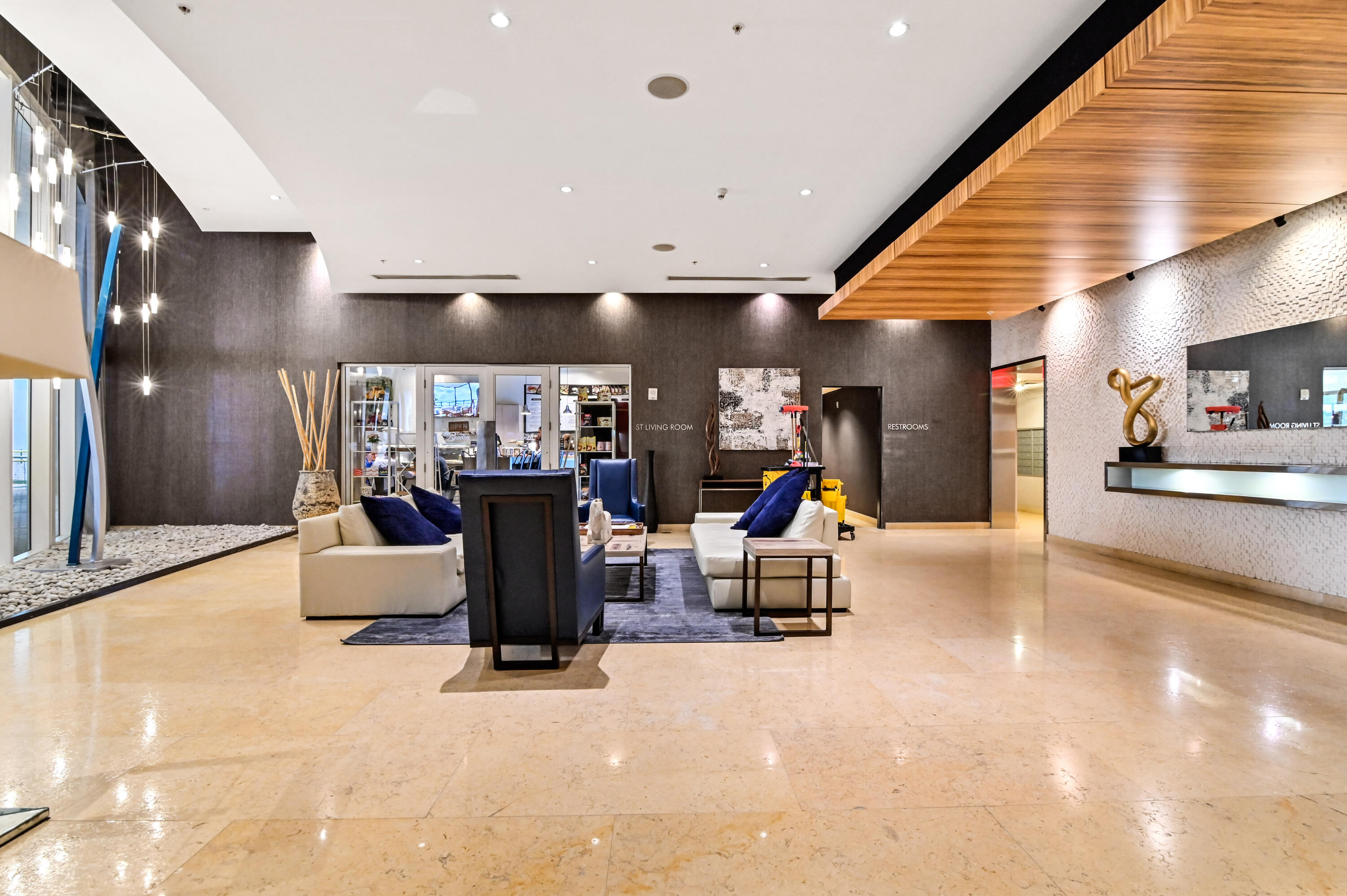 60 Southwest 13th Street, Unit 1619 Miami, FL 33130 - Photo 21 of 26 21 The main lobby 02