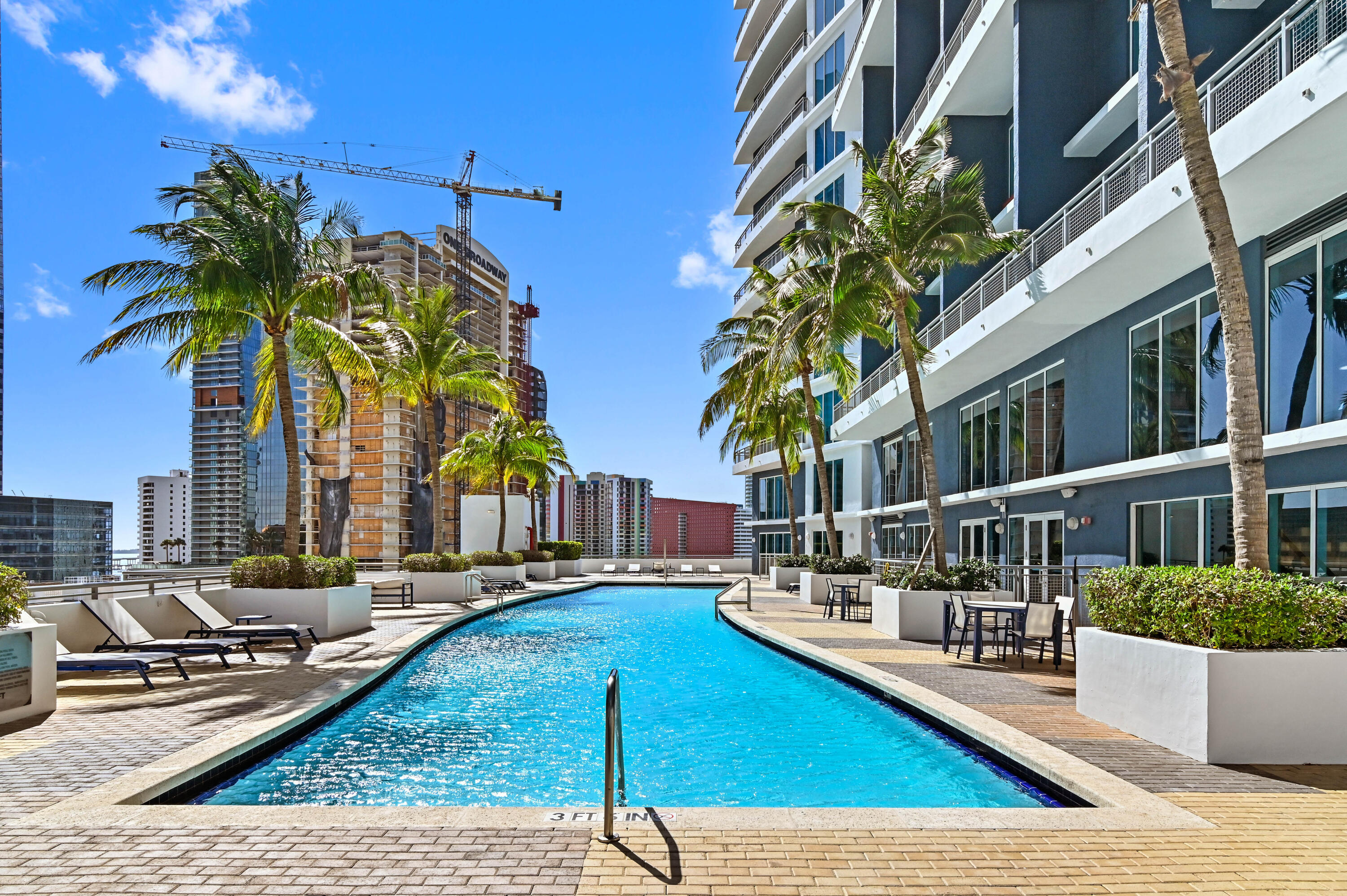60 Southwest 13th Street, Unit 1619 Miami, FL 33130 - Photo 24 of 26 24 pool 01