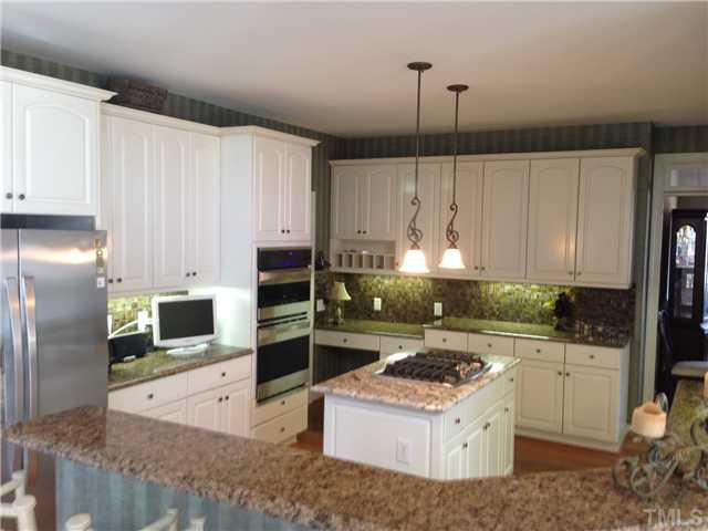 5528 Overleaf Court Raleigh, NC 27615 - Photo 4 of 25 Kitchen