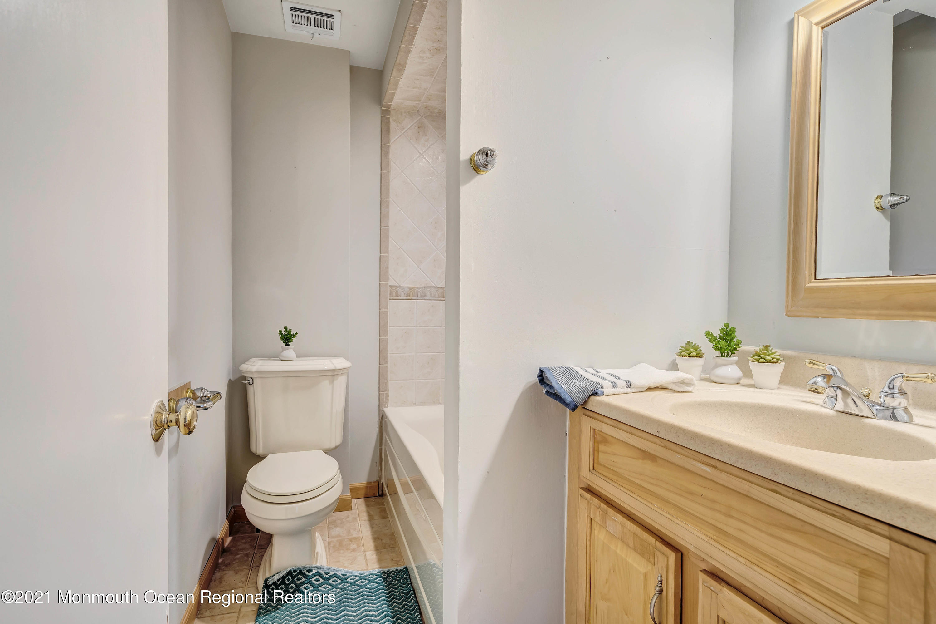 237 Cherry Quay Road Brick, NJ 08723 - Photo 15 of 21 a bathroom with a sink toilet and shower